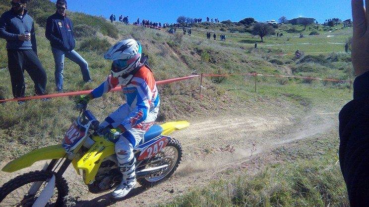 Τιμητική Πλακέτα στον Παναγιώτη Νίκα για την υποστήριξη στο Πρωτάθλημα Junior Motocross