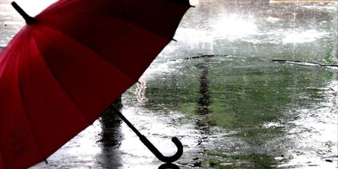 Kαιρός – Ισχυρές βροχές σε Εύβοια και Σποράδες