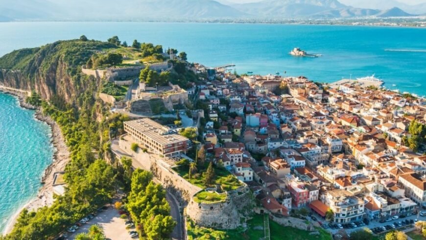 Στη λίστα με τις 15 ωραιότερες πόλεις της Ευρώπης το Ναύπλιο..