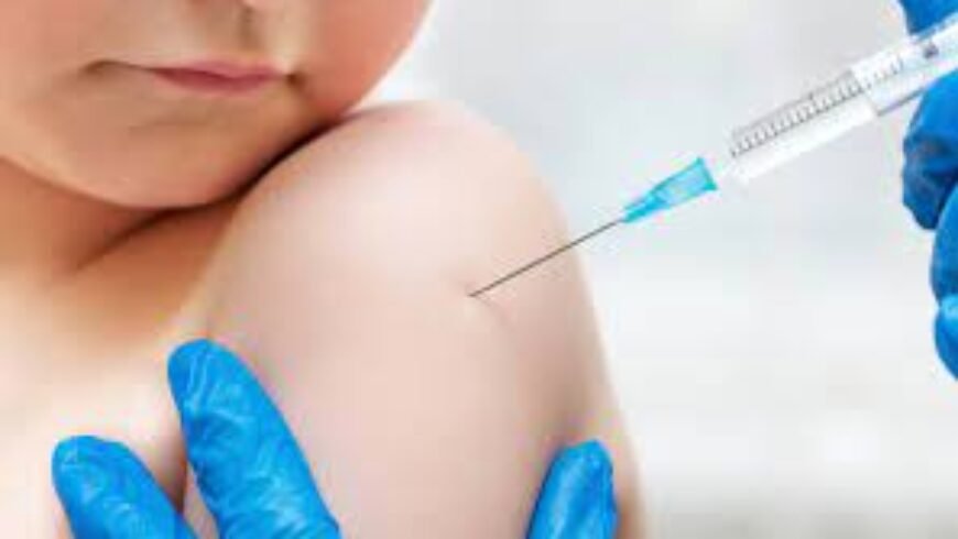 Εμβόλιο – κοροναϊός – Ποια είναι τα ύποπτα συμπτώματα στα παιδιά