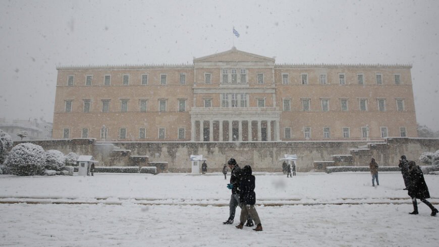 Γιάννης Καλλιάνος – «Πιθανό το Σάββατο να χιονίζει ακόμα και στο Σύνταγμα»