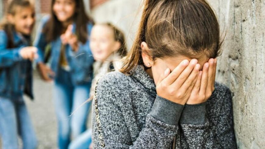 Bullying: Ένα στα τρία παιδιά πέφτουν θύματα σχολικού εκφοβισμού – Σε ποιες περιοχές υπάρχει έξαρση