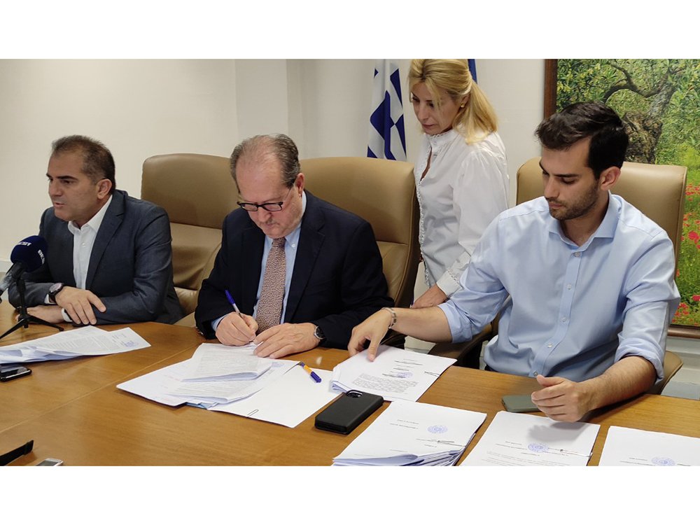 Υπογραφή συμβάσεων έργων άνω του 1 εκ ευρώ στη Μεσσηνία από τον περιφερειάρχη Πελοποννήσου Π. Νίκα