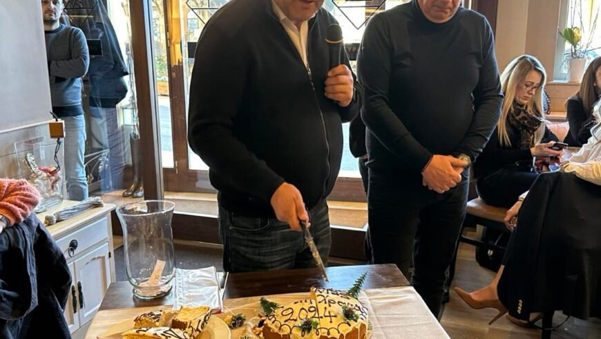 Κοπή πρωτοχρονιάτικης πίτας για τους εργαζομένους του Δήμου Γορτυνίας