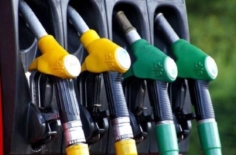 Ακρίβεια: «Πετάει» και πάλι η τιμή της βενζίνης – Πάνω από 1,9€ σε 14 περιφέρειες