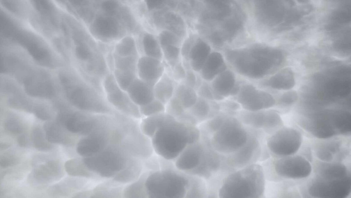Το εντυπωσιακό φαινόμενο με τα σύννεφα mammatus έκαναν την εμφάνισή τους στα Ιωάννινα