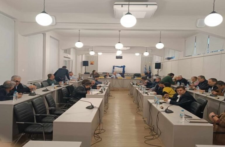 Ένταση στη συνεδρίαση του δημοτικού συμβουλίου Τρίπολης