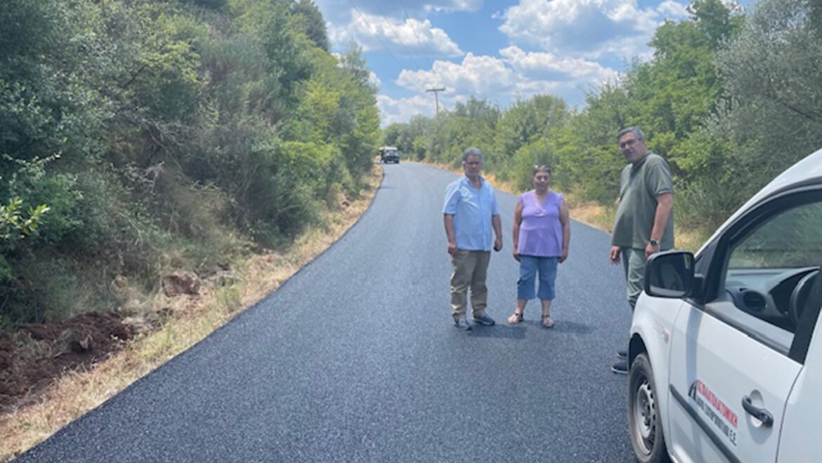 Αυτοψία του Αντιπεριφερειάρχη Αρκαδίας, Κώστα Μανδρώνη, για την πρόοδο των εργασιών στο δρόμο Καρύταινα -Ατσίχολος – Βλαχόραπτη – Παλαιόκαστρο