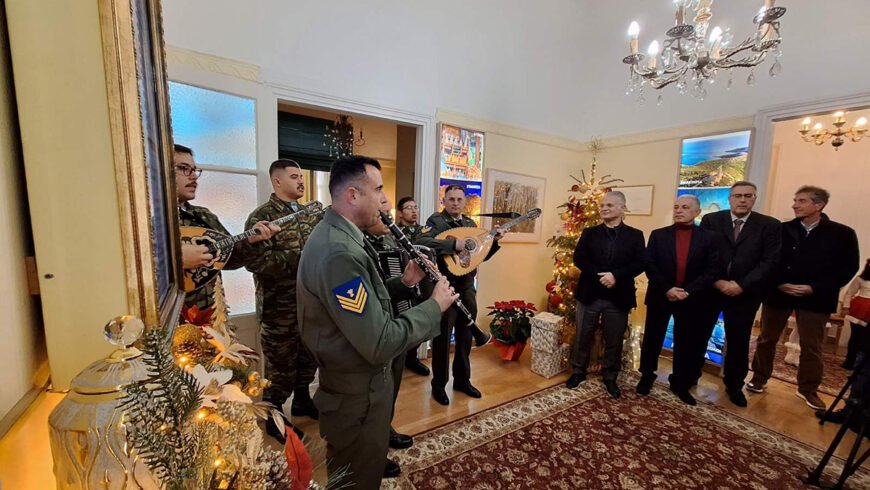 Ευχές από τον Περιφερειάρχη Πελοποννήσου Δημήτρη Πτωχό: «Φως, ελπίδα και ενότητα»