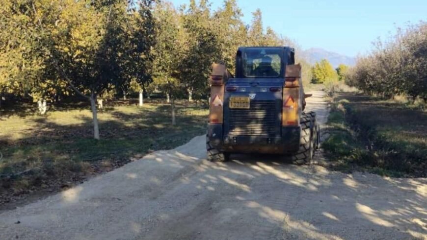 Kαθαρισμός χανδάκων, συντήρηση και επισκευή αγροτικής οδοποιίας
