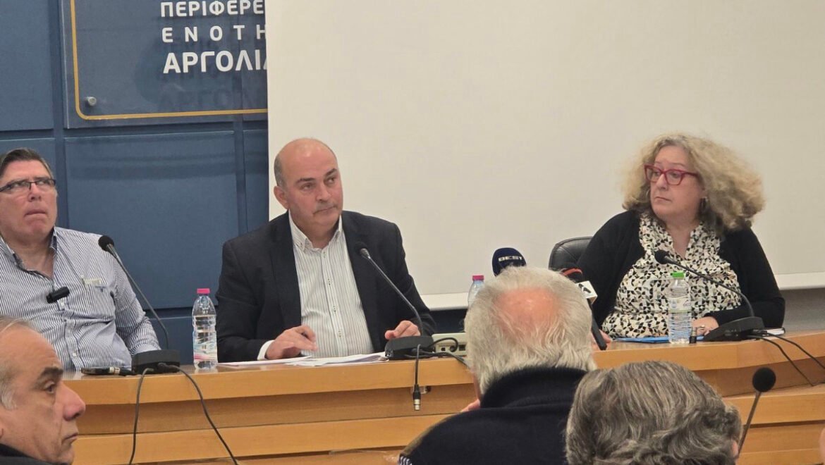 Ενημερωτική συνάντηση για το Πρόγραμμα Ακριδοκτονίας στην Π.Ε. Αργολίδας – Συντονισμένες δράσεις για την προστασία των καλλιεργειών