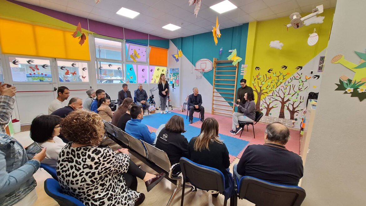 Ο Περιφερειάρχης Δημήτρης Πτωχός στο ΚΔΑΠ ΑμεΑ Δήμου Τρίπολης