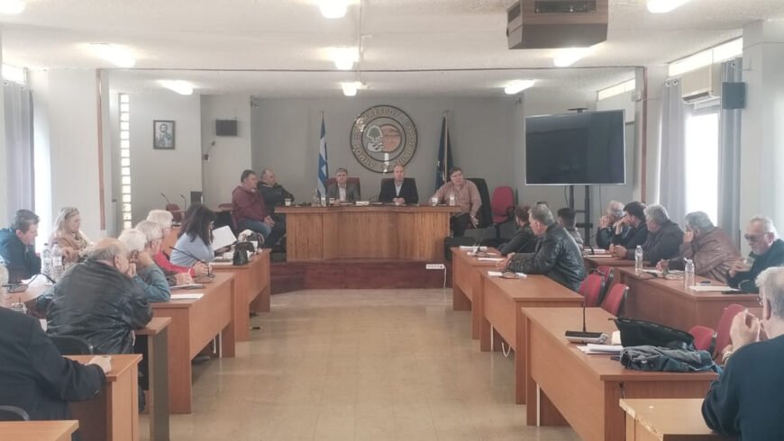 Σύσκεψη στο Ξυλόκαστρο για τη στήριξη των ΤΟΕΒ και τη βιώσιμη διαχείριση του νερού
