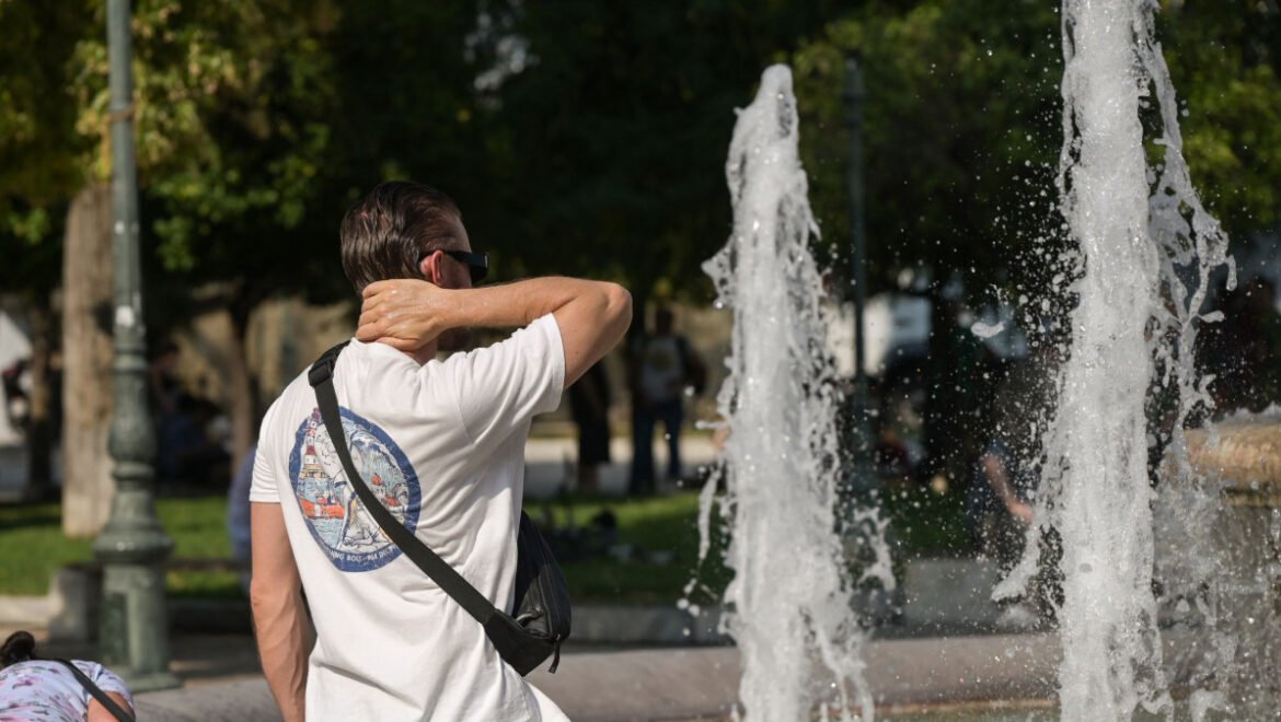 Καιρός: 38αρια μέχρι την Κυριακή και μετά ξεκινά κύμα καύσωνα