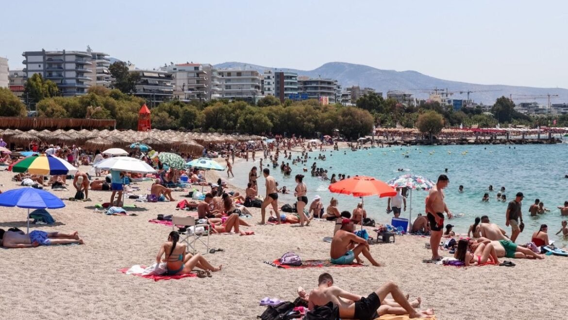 Καιρός: Η πρώτη πρόγνωση για τον Αύγουστο – Τι έρχεται μετά τον καυτό Ιούλιο;