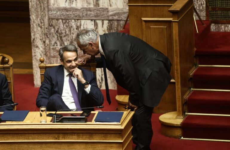 Ευθύνες επιρρίπτουν οι πολίτες στην κυβέρνηση για τον ΟΠΕΚΕΠΕ