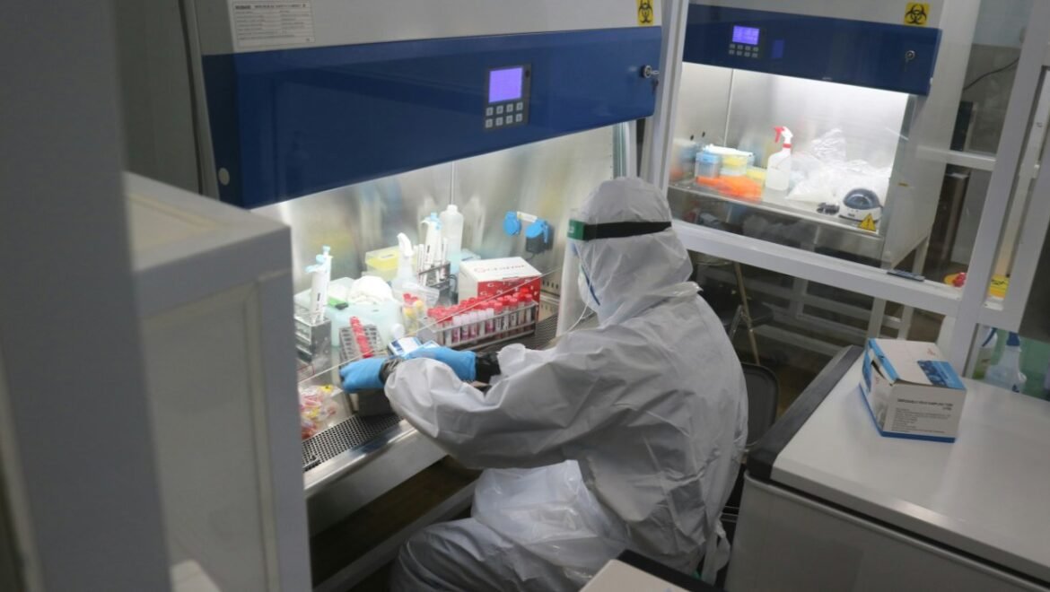 Συναγερμός για δεκάδες κρούσματα γαστρεντερίτιδας στην Τζια – Κλιμάκιο του ΕΟΔΥ βρίσκεται στο νησί