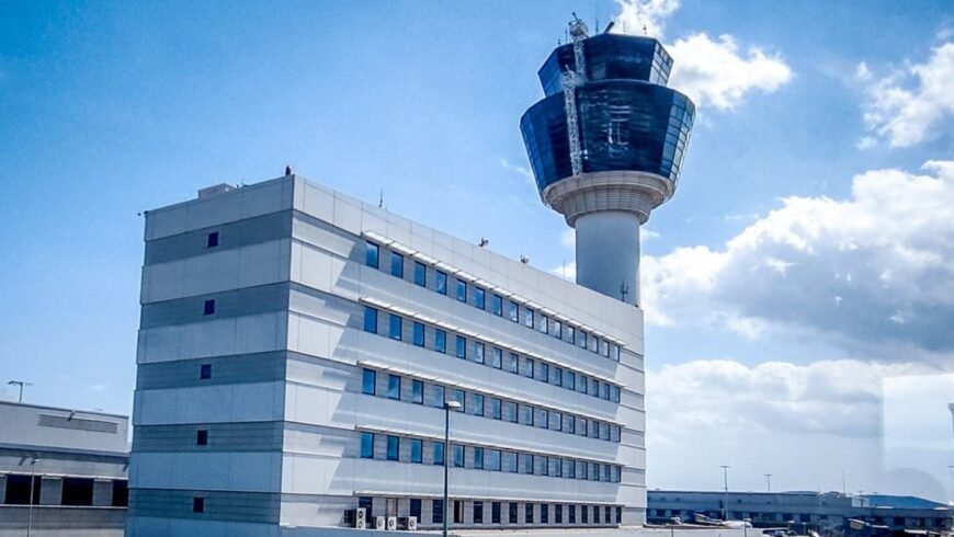 Κανονικά οι πτήσεις την Τετάρτη – Παράνομη η απεργία των ελεγκτών εναέριας κυκλοφορίας