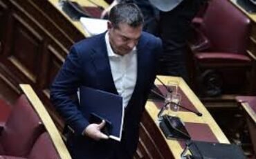 ΄΄Αμφίβολο για την ρευστότητα του πολιτικού σκηνικού η παραίτηση του Τσίπρα λένε οι πολίτες΄΄