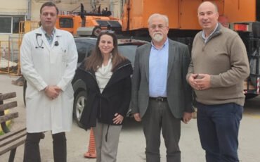 Στο Γενικό Νοσοκομείο Κορίνθου οι Αντιπεριφερειάρχες Γκιολής και Μέλλος για την πορεία της ενεργειακής αναβάθμισης