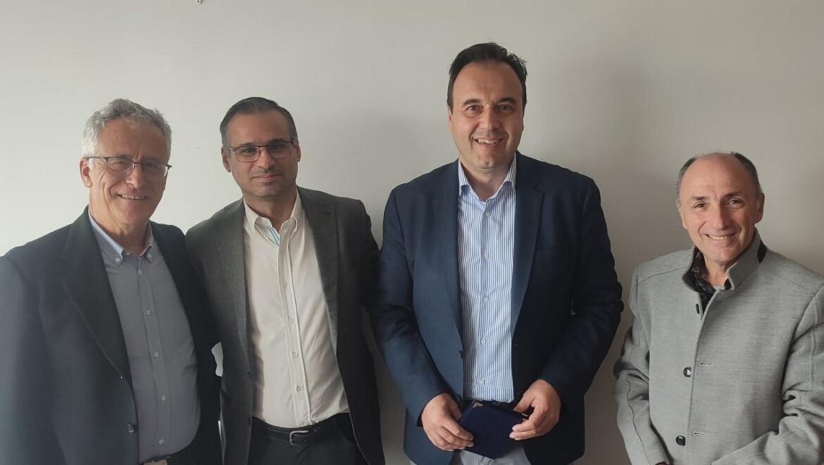 Συνάντηση της Ένωσης Συντακτών Επαρχιακού Τύπου με τον Υπουργό Ψηφιακής Διακυβέρνησης