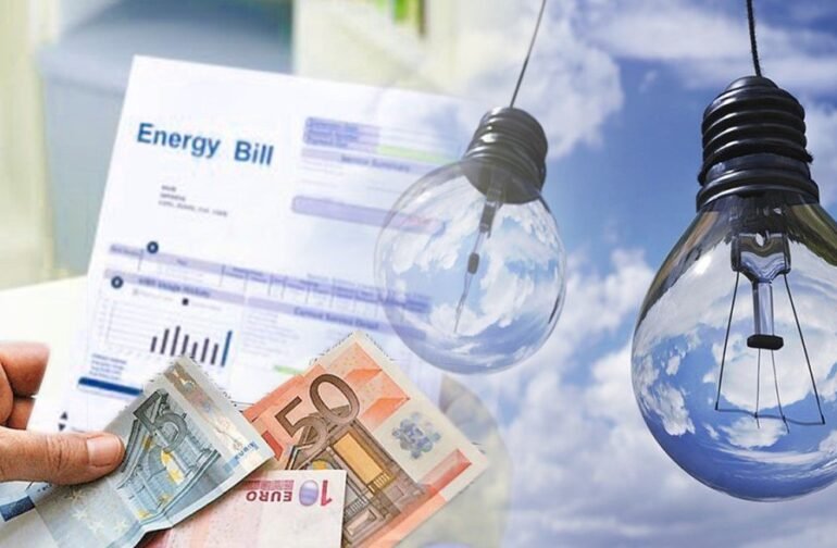 Με δύο ταχύτητες οι χρεώσεις στα τιμολόγια ρεύματος τον Δεκέμβριο