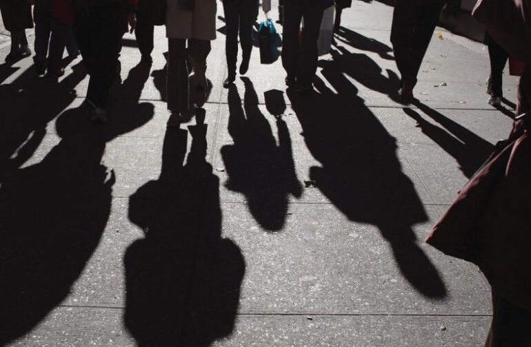 ΕΛΣΤΑΤ – Έρευνα για το εργατικό δυναμικό: Γυναίκες και νέοι στα υψηλότερα ποσοστά ανεργίας