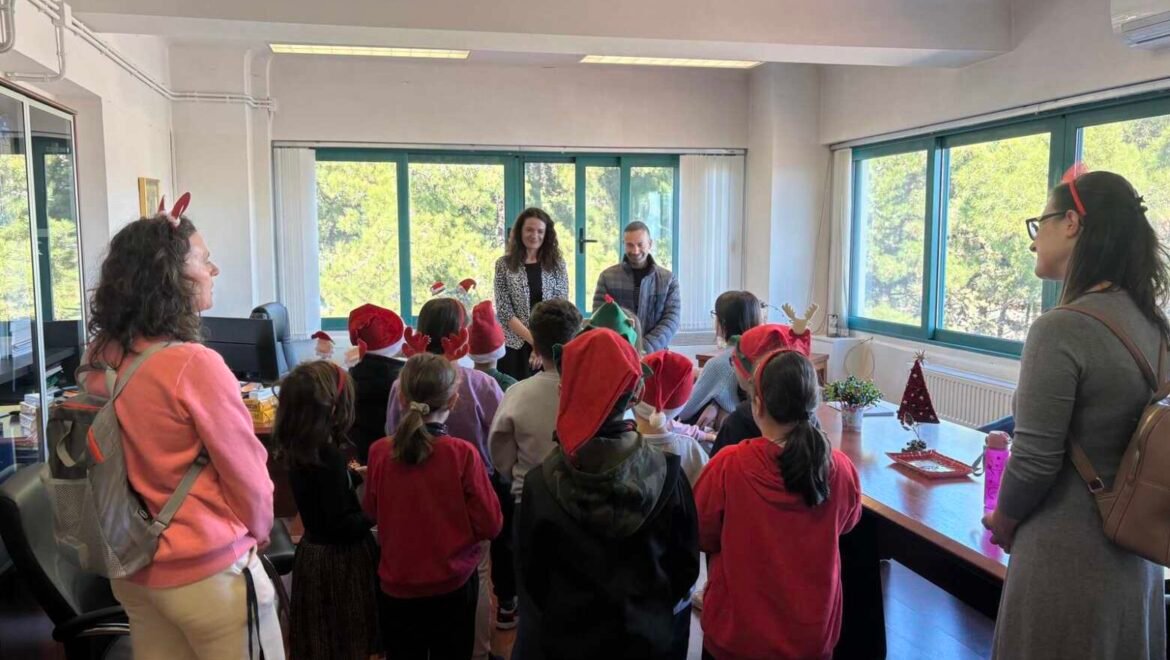 Μια ευχάριστη επίσκεψη στο Παναρκαδικό Νοσοκομείο Τρίπολης!