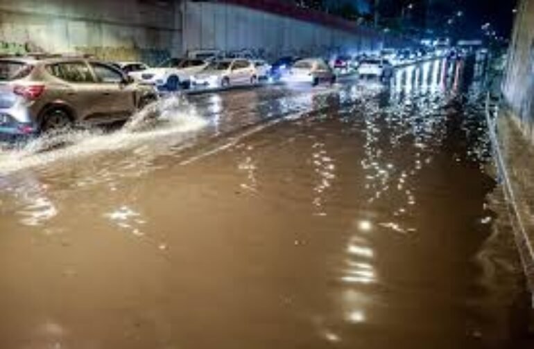 Προειδοποίηση για την κακοκαιρία Byron: «Δεν έχει τελειώσει» – Οι επτά περιοχές που θα σαρώσει