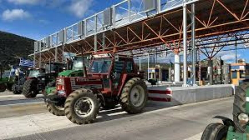 Αποφασισμένοι οι αγρότες να μείνουν στα μπλόκα για όσο χρειαστεί..!