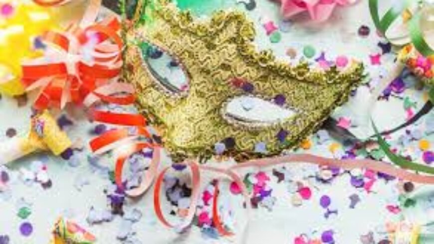 Αποκριάτικος χορός για τα μέλη του ΚΑΠΗ