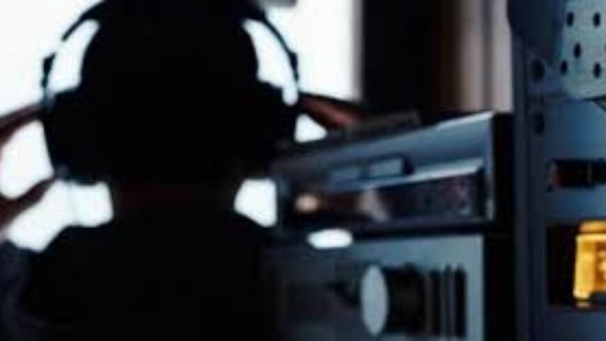 Καταπέλτης ο εισαγγελέας στη δίκη για τις υποκλοπές: Προτείνει την ενοχή των κατηγορουμένων