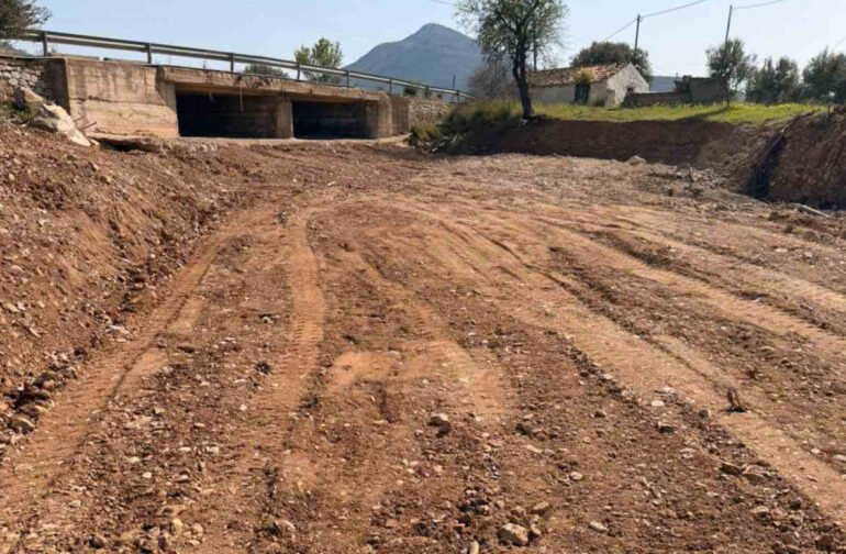 Αποκατάσταση και καθαρισμός ποταμών και ρεμάτων στην Ερμιονίδα από την Περιφέρεια Πελοποννήσου