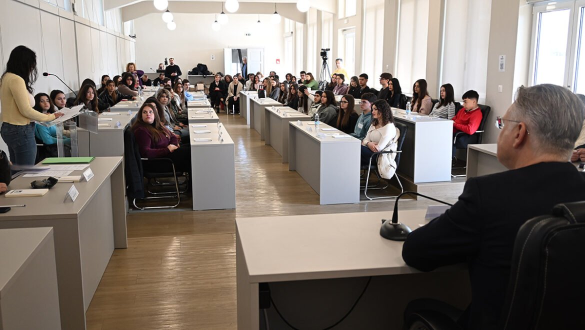 Σπάρτη | Στο επίκεντρο η φωνή της νέας γενιάς στη δεύτερη συνεδρίαση του Περιφερειακού Συμβουλίου Νέων Πελοποννήσου 2025-2026