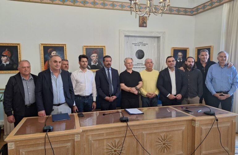 Υπεγράφη η σύμβαση για τον Βιολογικό Καθαρισμό Ελαφονήσου | Δημήτρης Πτωχός: «Ένα έργο που δίνει οριστική λύση και αλλάζει τα δεδομένα για το νησί»