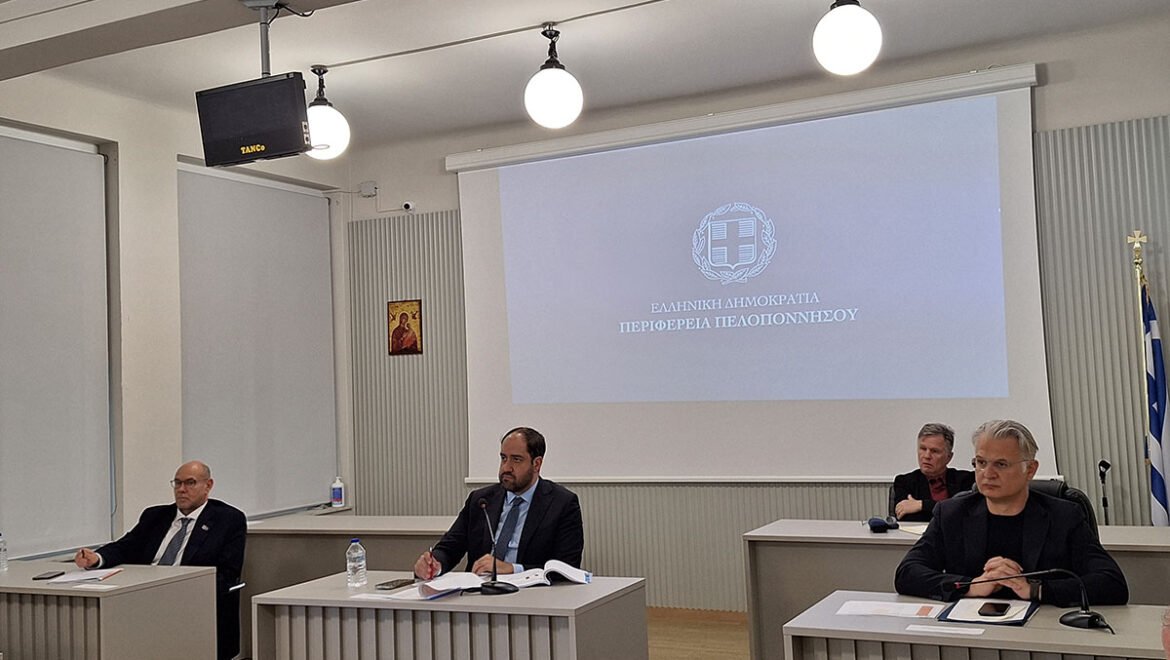 Ευρεία σύσκεψη στην Τρίπολη για την αντιπυρική περίοδο – Έμφαση σε πρόληψη, συντονισμό και επιχειρησιακή ετοιμότητα