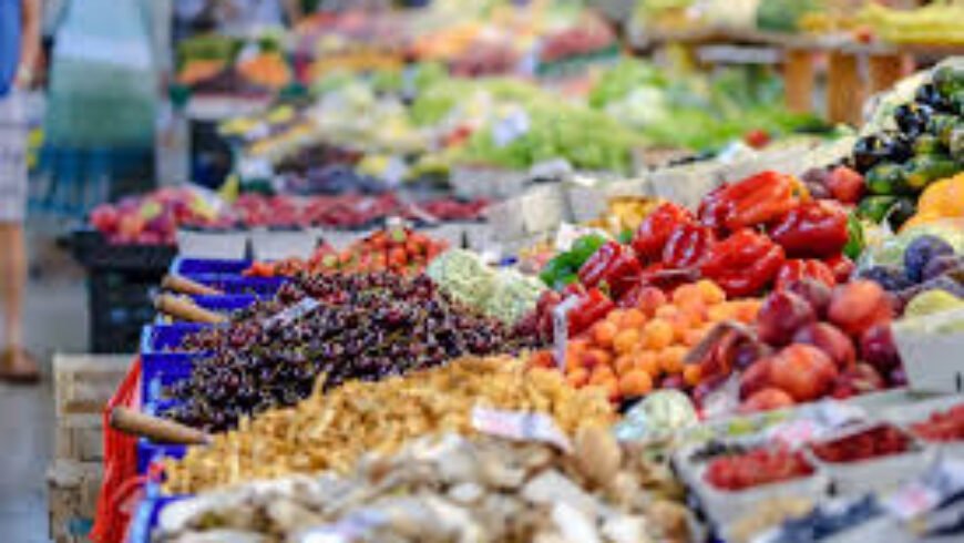 Μεταφορά ημέρας λειτουργίας των λαϊκών αγορών στις πλατείες Βαλτετσίου και Θεοκρίτου τη Μεγάλη Εβδομάδα