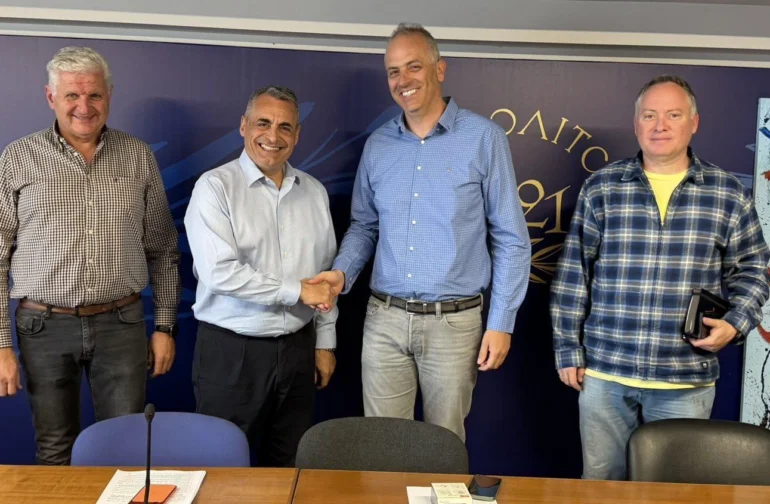 Κώστας Τζιούμης: “Ξεκινάμε τις ασφαλτοστρώσεις σε κεντρικές οδούς της πόλης”