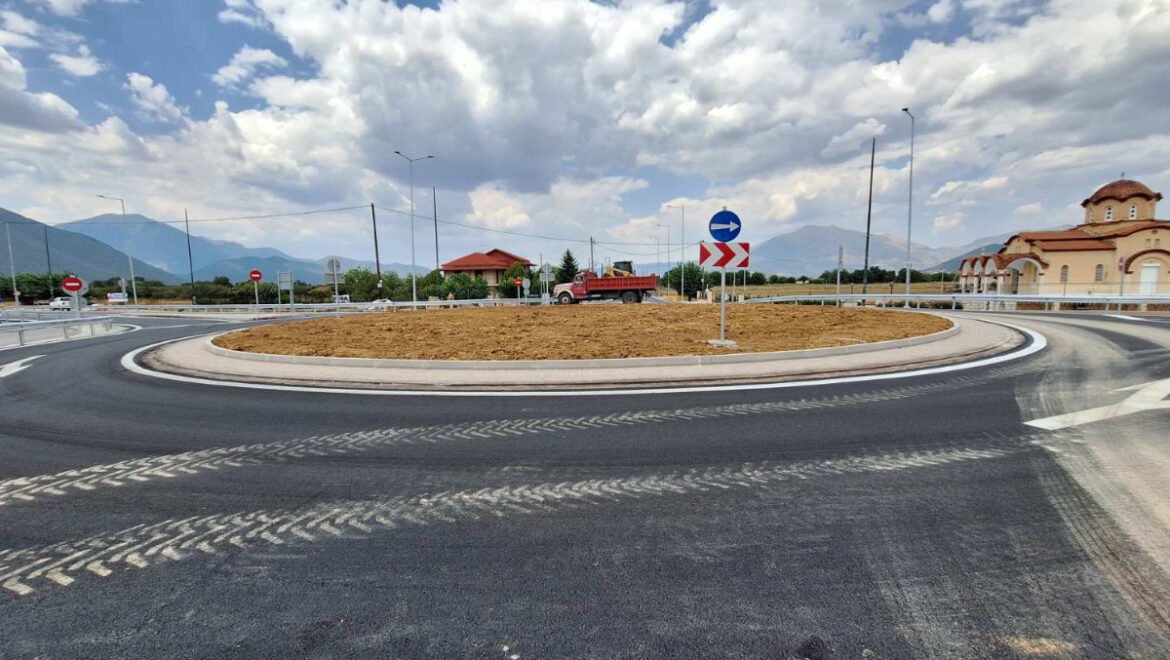 Ολοκληρώνεται ο νέος κυκλικός κόμβος στη θέση «Πλάτσα» της Ε.Ο. Τρίπολης – Πύργου από την Περιφέρεια Πελοποννήσου