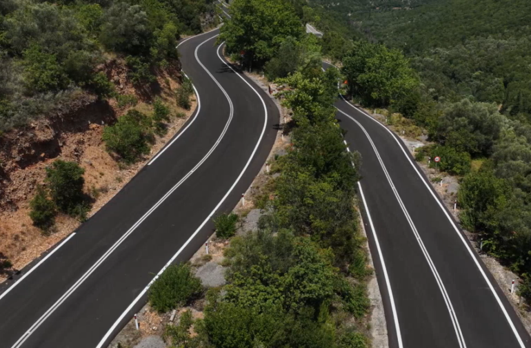 Ολοκληρώνεται το μεγάλο έργο οδικής ασφάλειας των 45 εκατ. ευρώ στην Πελοπόννησο